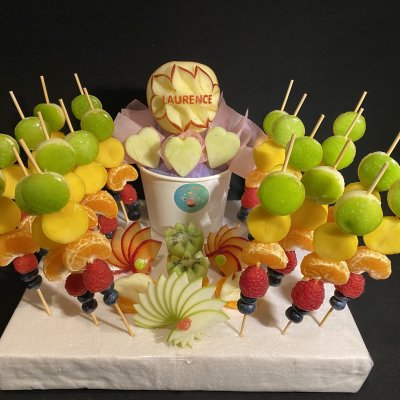 Boutique sculpture fruits et légumes : 20 brochettes, 5 fruits